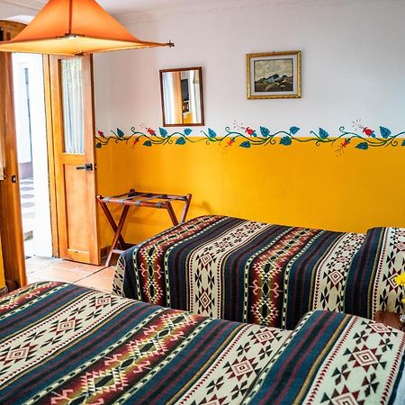Hostal Riviera Sucre Отавало Экстерьер фото