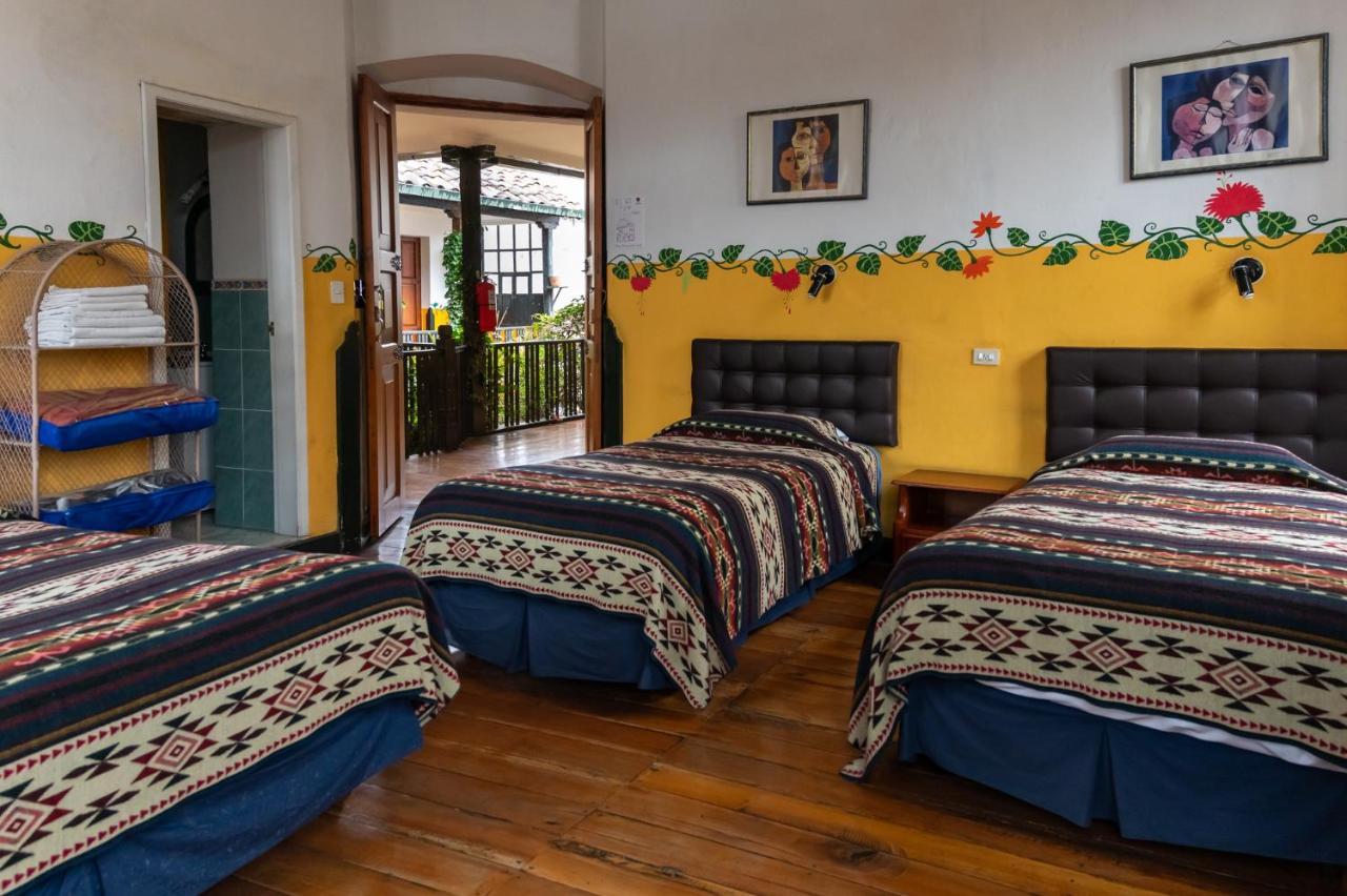 Hostal Riviera Sucre Отавало Экстерьер фото