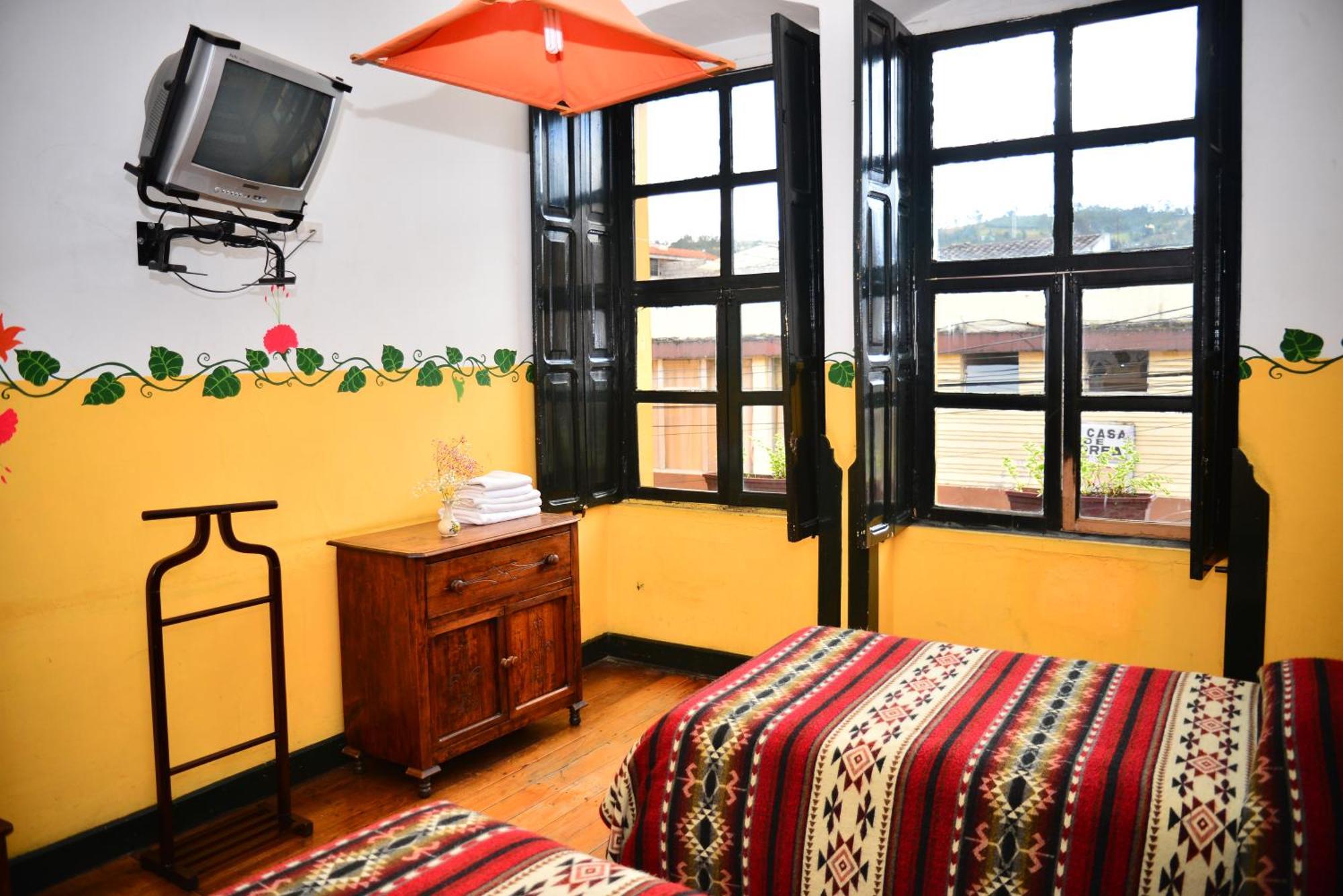 Hostal Riviera Sucre Отавало Номер фото