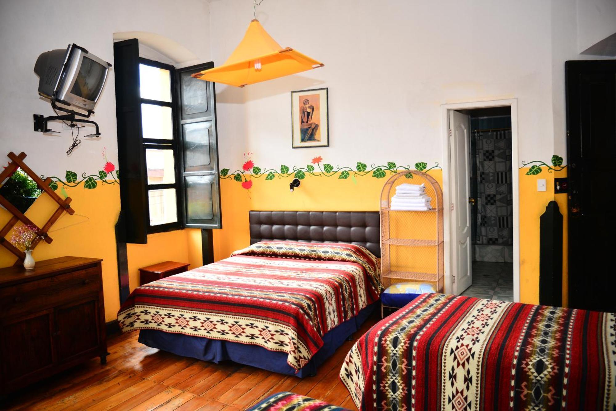 Hostal Riviera Sucre Отавало Номер фото