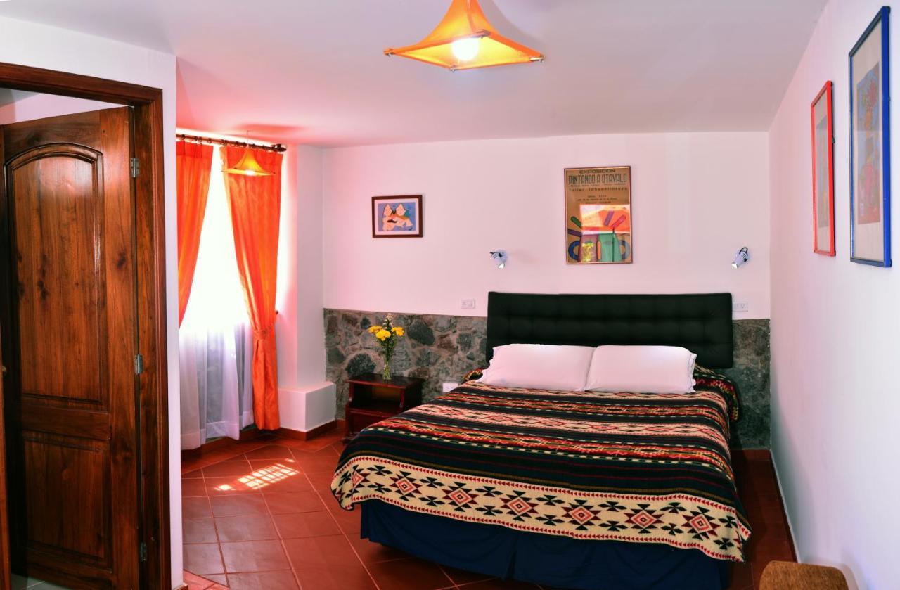 Hostal Riviera Sucre Отавало Экстерьер фото