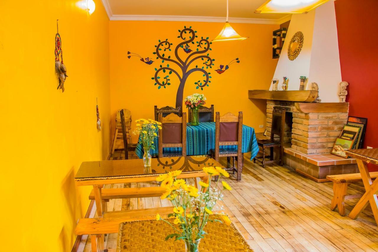 Hostal Riviera Sucre Отавало Экстерьер фото